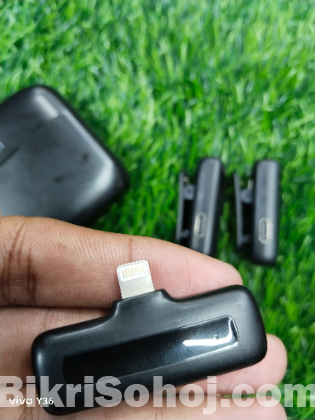 Ulanzi J12 Wireless Lavalier Microphone